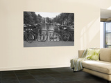Bicycle Leaning Against a Metal Railing on a Bridge, Amsterdam, Netherlands Wandgemälde