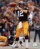Terry Bradshaw Passing Photo