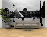 Black and White, Exterior, the Louvre, Paris, France Fototapete – groß