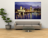 Buildings Lit Up at Dusk, Big Ben, Houses of Parliament, London, England Mural Buildings Lit Up at Dusk, Big Ben, Houses of Parliament, London, England Mural