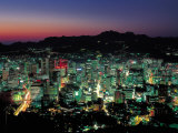 View of Buildings and Skyscrapers at Night in Korea Lámina fotográfica