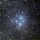 Pleiades Surrounded by Dust and Nebulosity Photographie par Stocktrek Images 