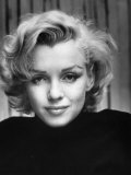 Portrait of Actress Marilyn Monroe at Home Premium fotoprint van Alfred Eisenstaedt Portrait of Actress Marilyn Monroe at Home Premium fotoprint van Alfred Eisenstaedt