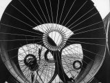 Support Struts Inside Section of Pipe Used to Divert the Flow of the Missouri River, Fort Peck Dam Lámina fotográfica por Margaret Bourke-White