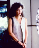 Annabella Sciorra Photo
