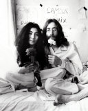 Ivor Sharp - John Lennon and Yoko Ono Photo Ivor Sharp - John Lennon and Yoko Ono Photo