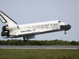 Space Shuttle Discovery Approaches Landing on the Runway at the Kennedy Space Center Photographic Print by Stocktrek Images 