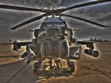 Seven Exposure HDR Image of an AH-64D Apache Helicopter as it Sits on its Pad Fotografisk tryk af Stocktrek Images Seven Exposure HDR Image of an AH-64D Apache Helicopter as it Sits on its Pad Fotografisk tryk af Stocktrek Images