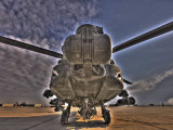 Seven Exposure HDR Image of a Stationary AH-64D Apache Helicopter Lámina fotográfica por Stocktrek Images