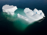 Aerial View of an Iceberg, Antarctica Photographie par Paul Nicklen