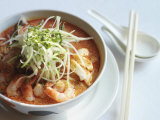 Laksa, a Popular Spicy Noodle Soup Which Is a Mix of Chinese and Malay, Singapore Lámina fotográfica por Eightfish