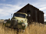Close View of an Abandoned Pick-Up Truck, Marysville, Montana Fotografisk tryk af Pete Ryan