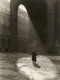 Lights in the Piazza Della Signoria, a Foggy Morning in December. Florence Lámina fotográfica por Vincenzo Balocchi Lights in the Piazza Della Signoria, a Foggy Morning in December. Florence Lámina fotográfica por Vincenzo Balocchi