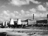 Industrial Landscape with Smokestacks Lámina fotográfica por Vincenzo Balocchi Industrial Landscape with Smokestacks Lámina fotográfica por Vincenzo Balocchi