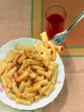 Plate of Macaroni Lámina fotográfica por A. Villani Plate of Macaroni Lámina fotográfica por A. Villani