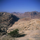 Umm Al-Biyara Massif, with 7th Century BC Edomite Settlement on Summit, Petra, Jordan, Middle East Photographie par Christopher Rennie