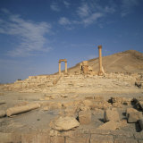 Camp of Diocletian, 2nd C AD, at the Ancient Graeco-Roman City of Palmyra, Syria, Middle East Photographie par Christopher Rennie