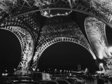 Eiffel Tower of Night, Paris, France Photographie par Tomaru Eiichi