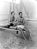 Randolph Scott and Cary Grant Poolside at their Santa Monica Beach Front House, 1935 Affiche