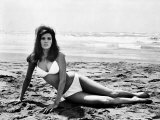 The Biggest Bundle of Them All, Raquel Welch, 1968 Poster