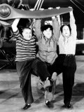 The Three Stooges, Dizzy Pilots, Curly Howard, Moe Howard, Larry Fine 1943 Poster