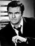 Dan August, Burt Reynolds, 1970-71 Prints
