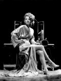 Ann Sheridan at Make-Up Table, 1938 Affiches