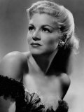 Claire Trevor, 1945 Láminas