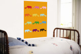 Orange Rainbow Rhinos Mural por Avalisa