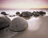 Moeraki Morning Kunstdrucke von Massimo Ripani
