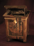 The wooden box that preserved the liver and molar of Hatshepsut Photographic Print by Kenneth Garrett