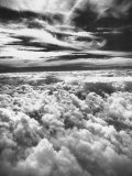 Thick, Dark Clouds Standing Still in the Sky Lámina fotográfica por Fritz Goro Thick, Dark Clouds Standing Still in the Sky Lámina fotográfica por Fritz Goro