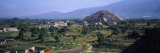 Pyramid on a Landscape, Moon Pyramid, Teotihuacan, Mexico Fotografie-Druck von  Panoramic Images
