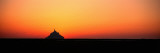 Sunset at Mont Saint Michel Normandy France Lámina fotográfica por Panoramic Images