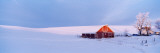 Washington, Barn in a Snow Covered Field Lámina fotográfica por Panoramic Images Washington, Barn in a Snow Covered Field Lámina fotográfica por Panoramic Images