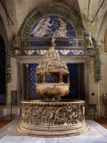 Baptismal Font Fotografisk tryk Baptismal Font Fotografisk tryk