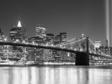 Torres y focos, Nueva York Lámina fotográfica por Jerry Driendl Torres y focos, Nueva York Lámina fotográfica por Jerry Driendl