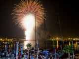 Race Village Opening Ceremony in Alicante, Spain, for the 10th Volvo Ocean Race 2008-2009 Lámina fotográfica por Rick Tomlinson Race Village Opening Ceremony in Alicante, Spain, for the 10th Volvo Ocean Race 2008-2009 Lámina fotográfica por Rick Tomlinson