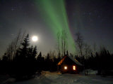 Cabin under Northern Lights and Full Moon, Northwest Territories, Canada March 2007 Posters par Eric Baccega