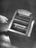 Close-Up of Patent Model of Cotton Gin Invented by Eli Whitney in 1794 Lámina fotográfica
