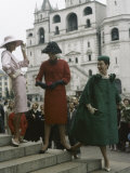 Dior Models in Soviet Union for Officially Sanctioned Fashion Show Lámina fotográfica
