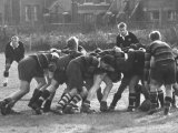 American Rhodes Scholar Peter Dawkins Playing Rugby with Oxford Univ. Students Lámina fotográfica