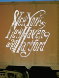 Railroad Box Car Showing the Logo of the New York, New Haven and Hartford Railroad Lámina fotográfica Railroad Box Car Showing the Logo of the New York, New Haven and Hartford Railroad Lámina fotográfica
