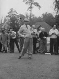 Pres. Dwight D. Eisenhower, Golfing Lámina fotográfica