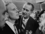 Sen. Albert Gore and Lyndon B. Johnson, at the Democratic Convention Lámina fotográfica Sen. Albert Gore and Lyndon B. Johnson, at the Democratic Convention Lámina fotográfica