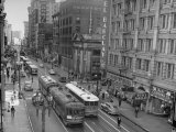 Main Street Traffic Fototryk i høj kvalitet af Loomis Dean Main Street Traffic Fototryk i høj kvalitet af Loomis Dean