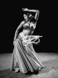 Egyptian Dancer Samia Gamal, Thrusting Sidewise to Make a Lassolike Pattern Lámina fotográfica por Loomis Dean