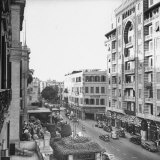 City Street from Room at Shepherd's Hotel Lámina fotográfica por Bob Landry City Street from Room at Shepherd's Hotel Lámina fotográfica por Bob Landry