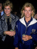 Tennis Player Martina Navratilova and Her Girlfriend Judy Nelson Lámina fotográfica de primera calidad Tennis Player Martina Navratilova and Her Girlfriend Judy Nelson Lámina fotográfica de primera calidad