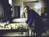 Painter Balthus at Work in His Studio in the Chateau de Chassy Lámina fotográfica de primera calidad por Loomis Dean Painter Balthus at Work in His Studio in the Chateau de Chassy Lámina fotográfica de primera calidad por Loomis Dean